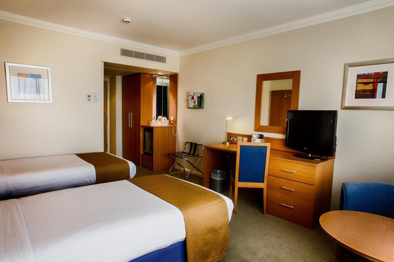 Holiday Inn London - Heathrow M4,Jct.4, An Ihg Hotel West Drayton (Middlesex) Exterior foto